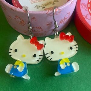 Erstwilder x Hello Kitty Earrings BNIB